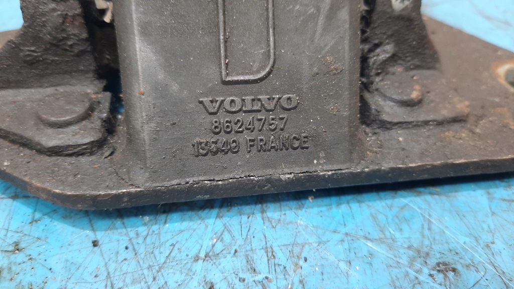 фото №5, Подушка двигателя 8624757 volvo v70 ii s60
