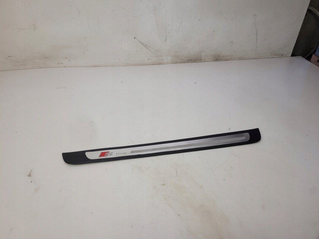 фото №1, Молдинг поріг правий перед audi a4 b8 8k0853374b