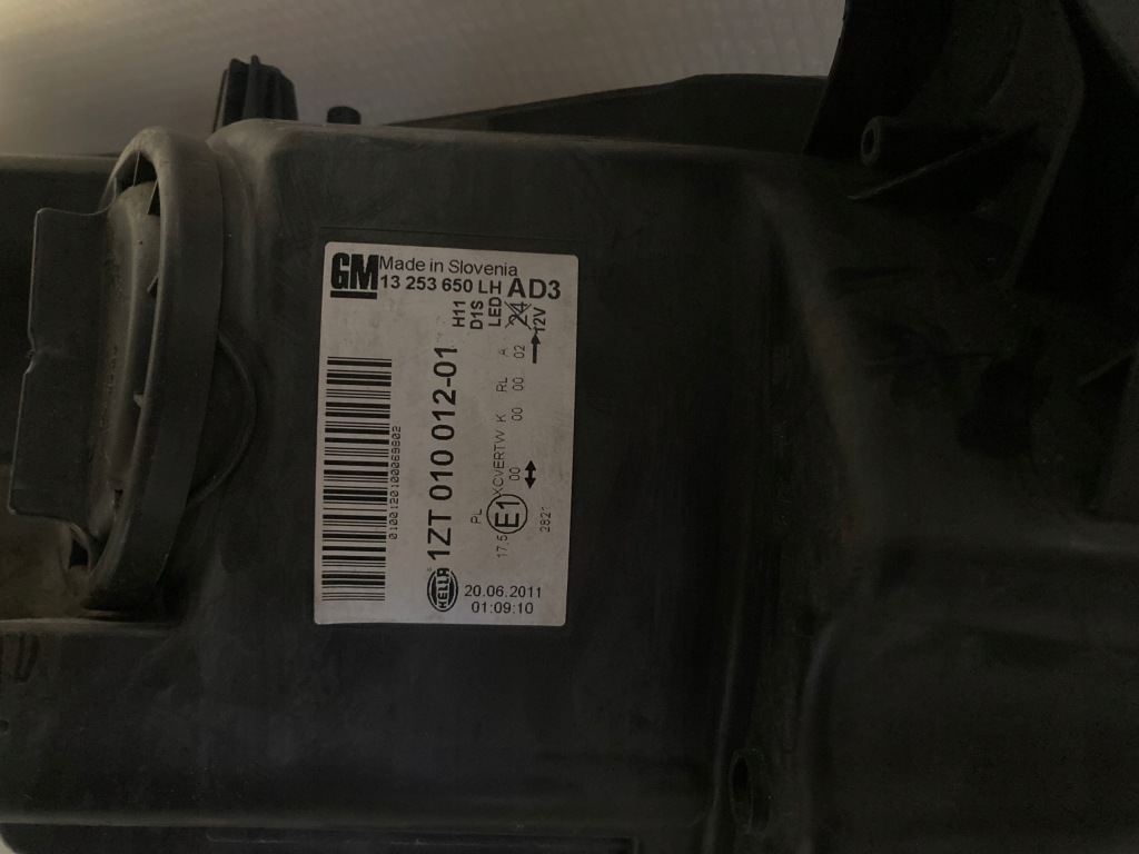 Лампа перед левый ксенон led opel astra j 13253650 Оригинал