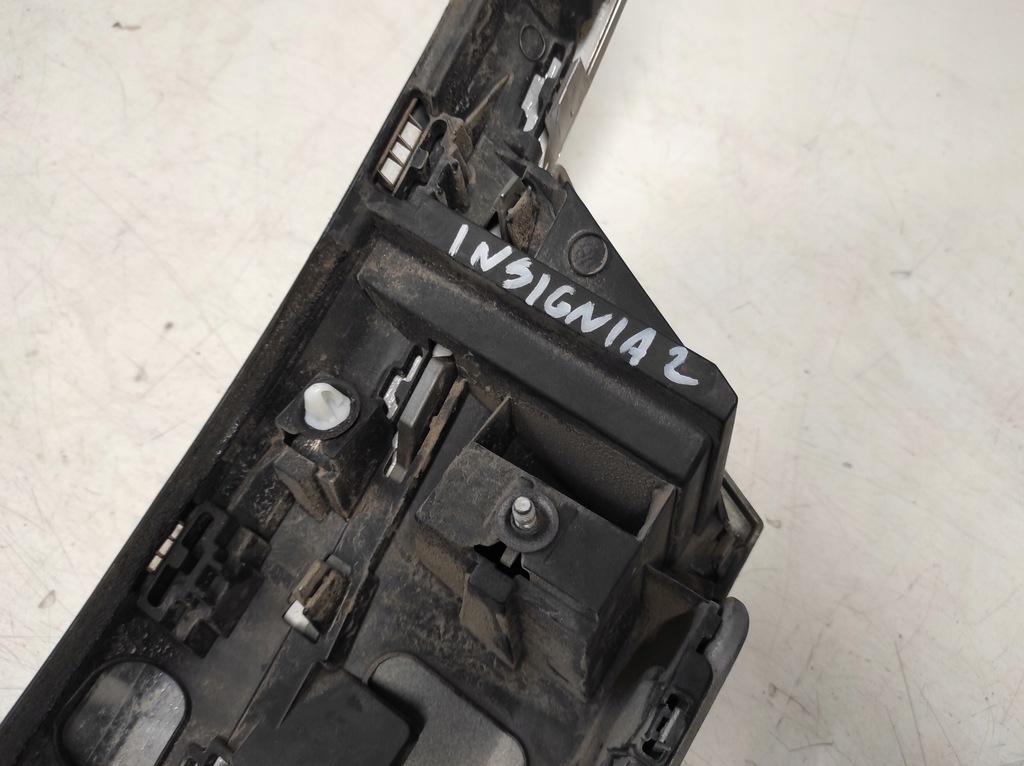 фото №6, Opel insignia a 08- kombi накладка крышки задняя 13272845