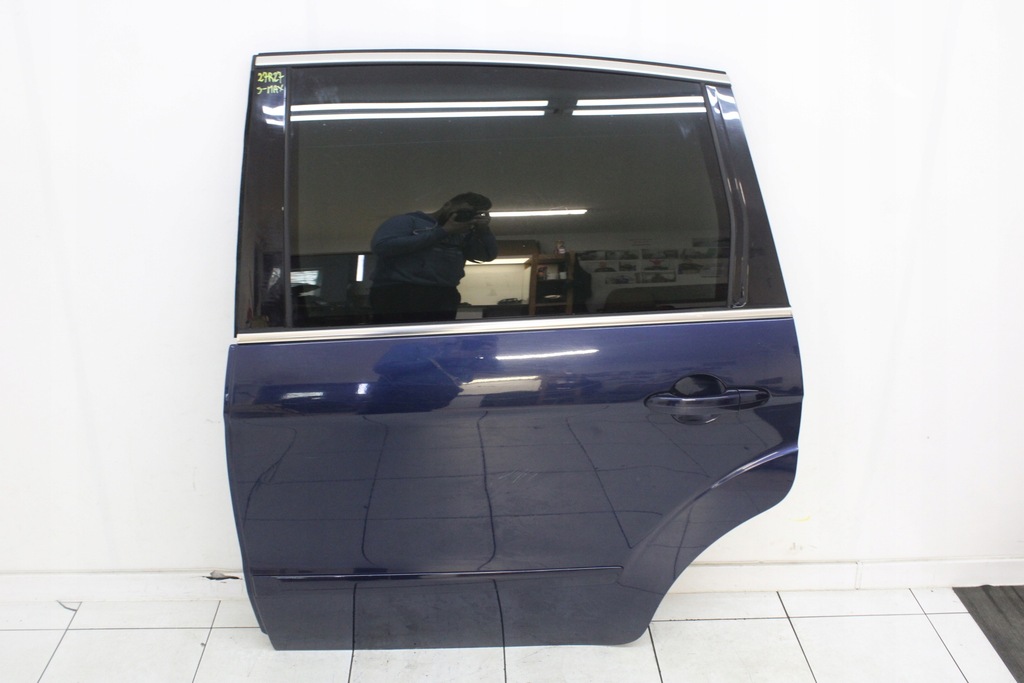 фото №1, Ford s-max smax mk1 i 2006r- двері ліва лівий задня задні e6 - код лакофарбового покриття