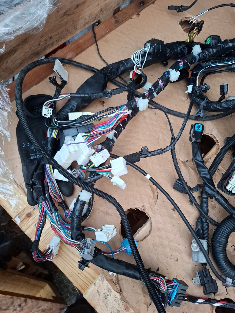 фото №9, Mitsubishi outlander iii 3 lift 15- phev гибрид электропроводка жгут коробка