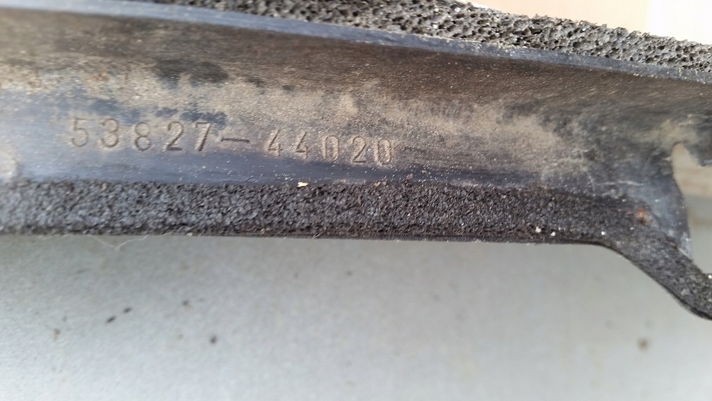 фото №14, Крыло правый перед toyota avensis verso