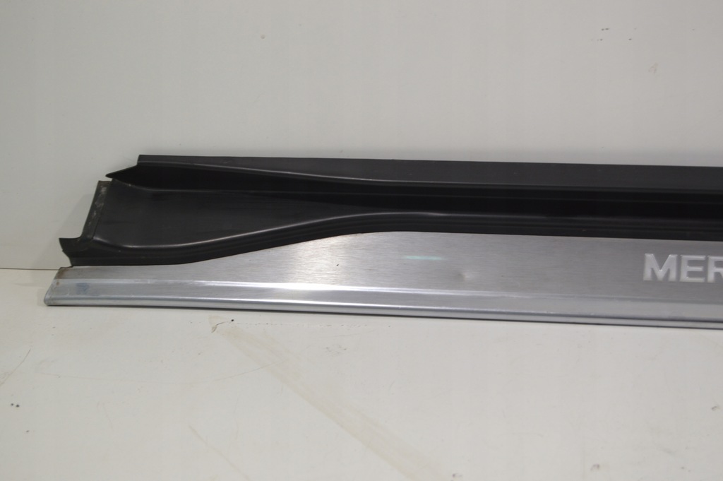 фото №2, Молдинг поріг накладка права mercedes r129 sl 1296800435