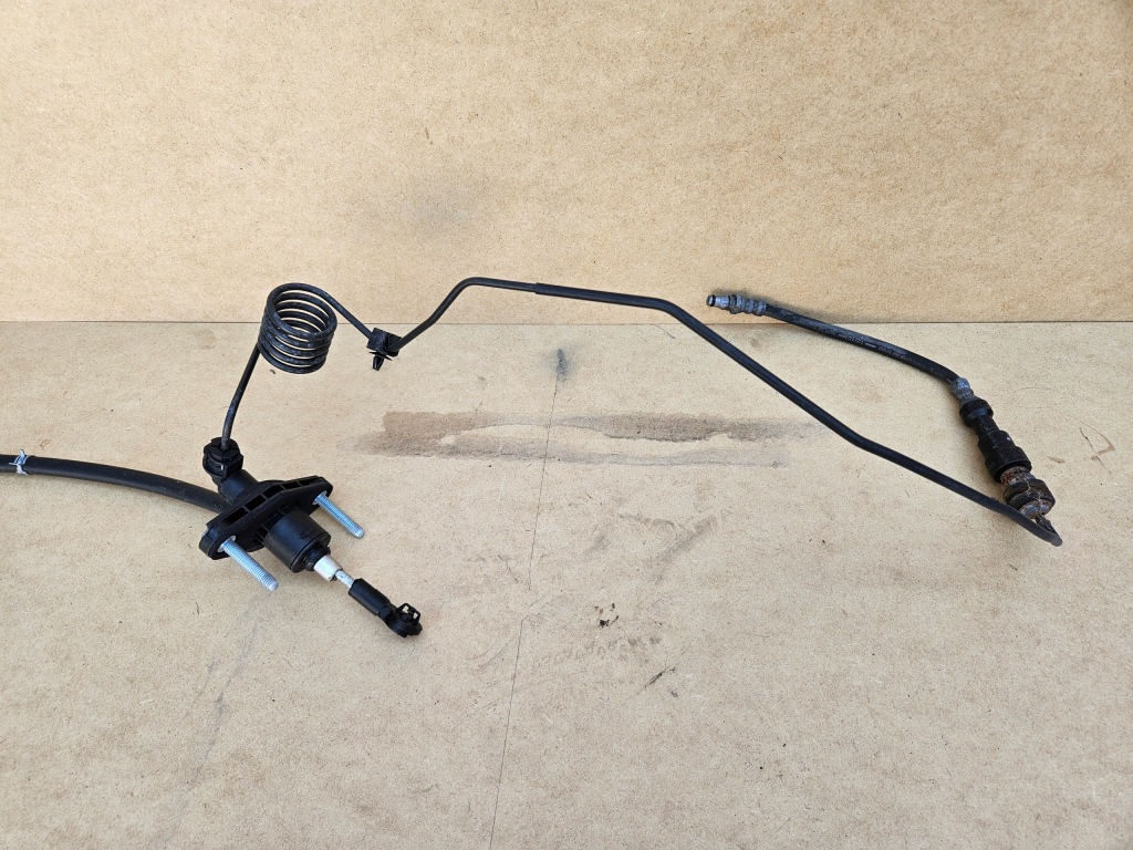 фото №1, Помпа сцепления suzuki swift mk7 1.3 ddis 2010-