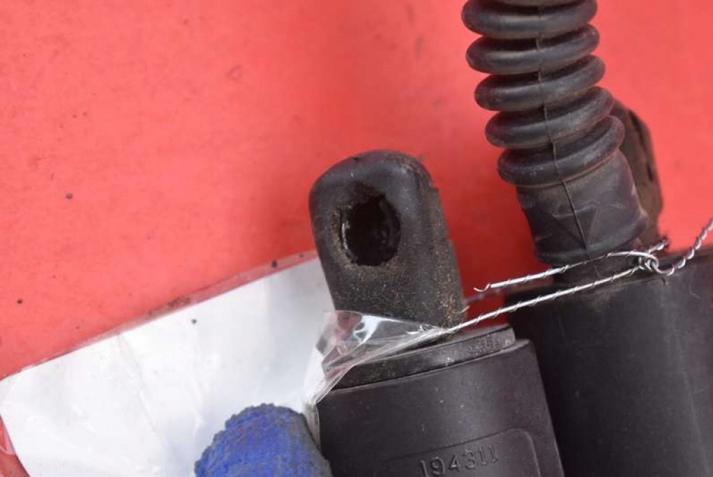 фото №7, Привод амортизаторы крышки 6006610-00-c 6006611-00-b tesla model s lift 16-21