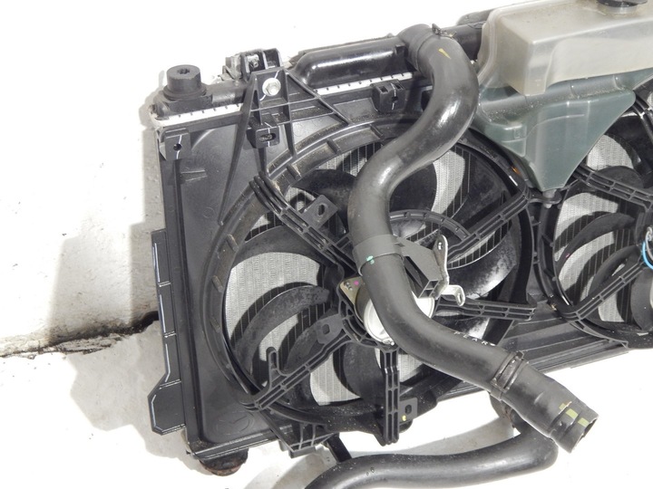 фото №6, Радиатор 2.0b вентилятор mazda 3 bm 14-20 радиатор