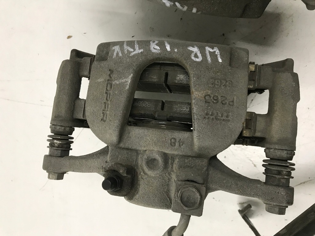 фото №6, Jeep wrangler jl 2018+ суппорт тормоза правый задняя