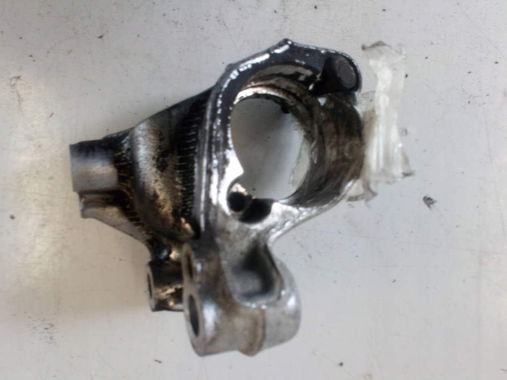 фото №1, Citroen c3 picasso опора приводной вал 9680276880