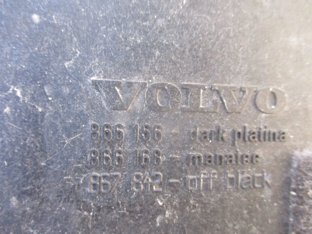 фото №10, Полка шторка kombi volvo v 40 98r 1.8