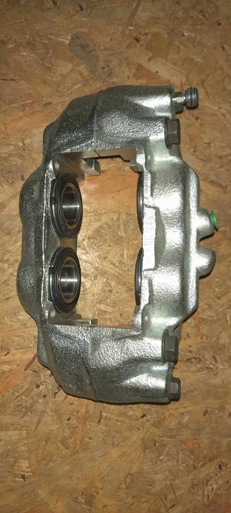 фото №1, Brembo f 83 222 суппорт тормоза toyota 4 runner iv lexus gx