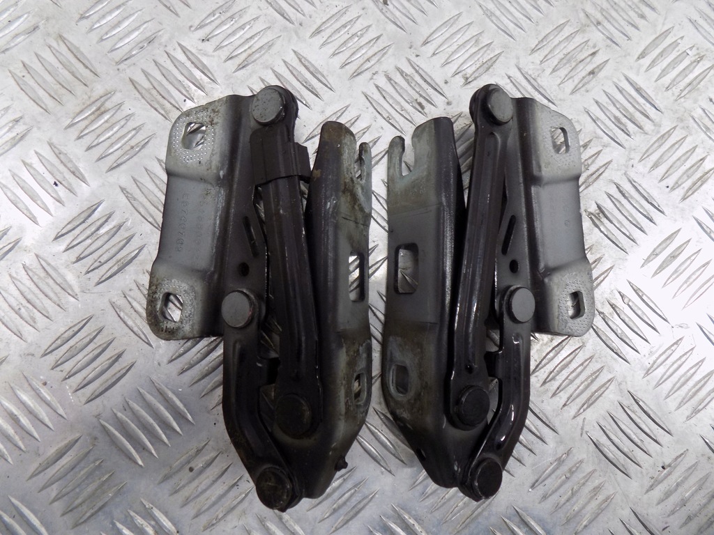 фото №1, Mercedes-benz оригінальний номер петля