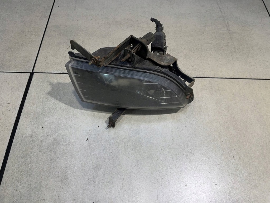 фото №1, Протитуманна фара правий перед hyundai sonata v6 3.3 r92202