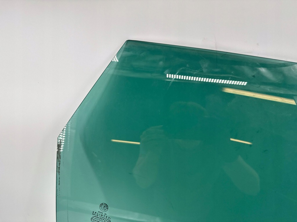 фото №3, Alfa romeo 159 2007 задняя сторона правая стекло дверь задних