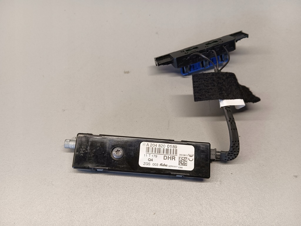 фото №1, Підсилювач антени mercedes w204 2048200189