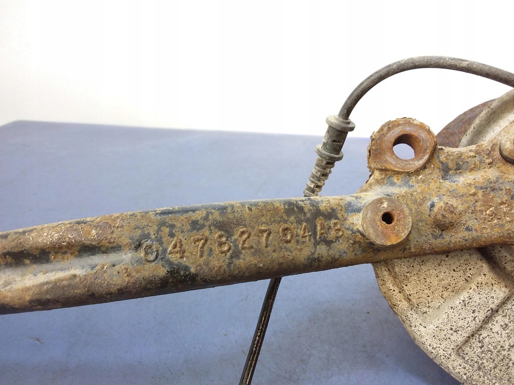 фото №4, Dodge charger 05-10 поворотный кулак ступица перед правая