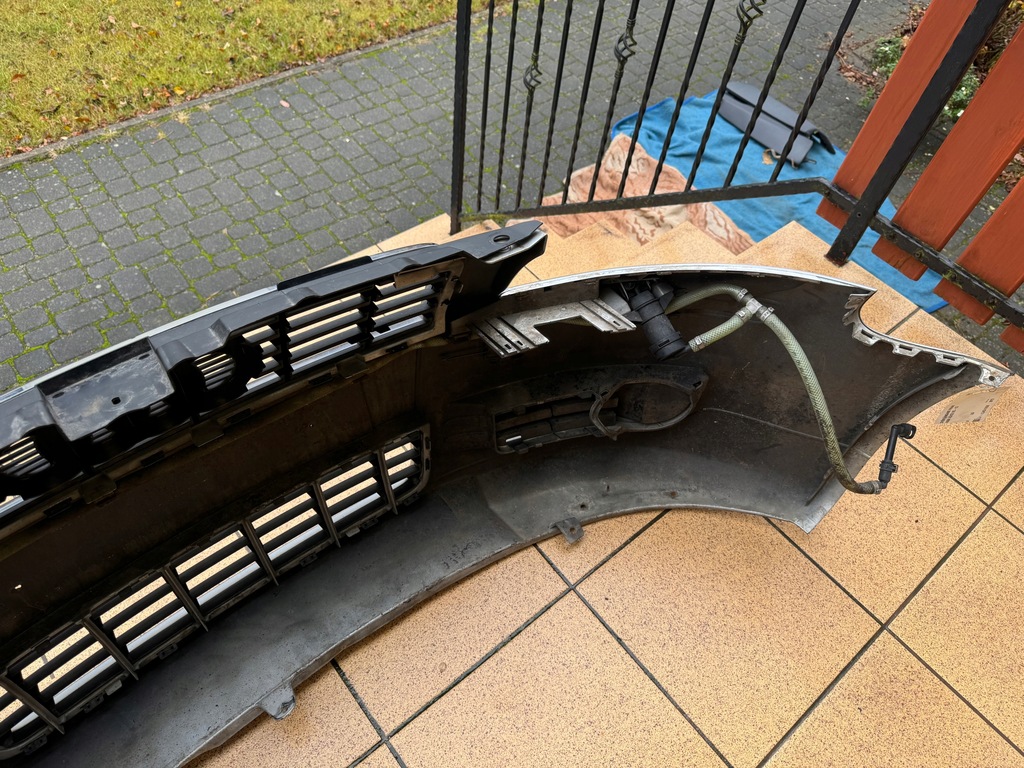 фото №6, Audi a3 8p бампер передній оригінал омивачі