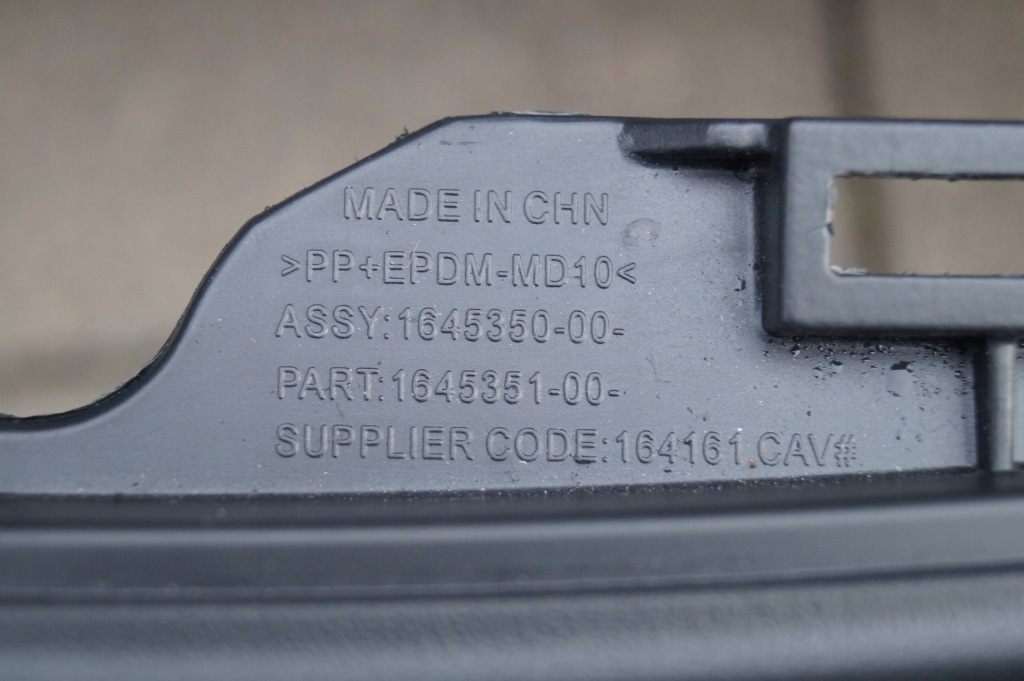 Поддон багажник багажник tesla model 3 17-2 1645350-00 Цена