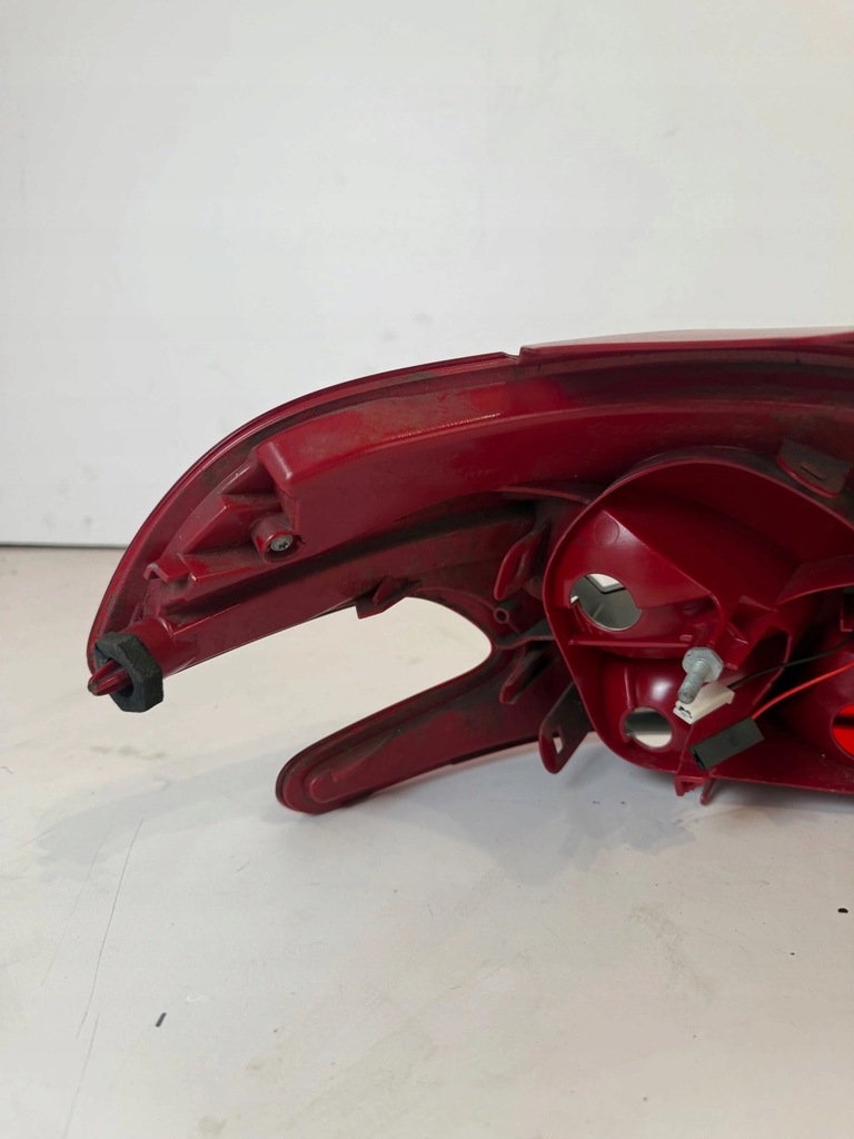 фото №7, Стекло фары лампа задняя задняя правая peugeot 208