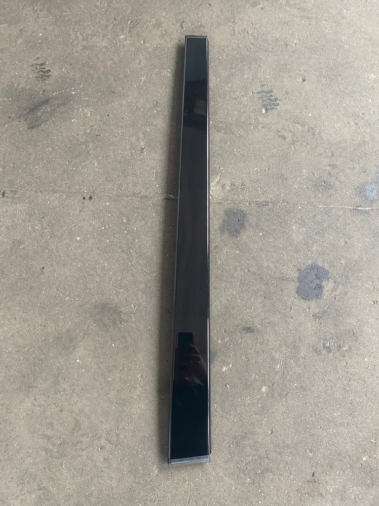 фото №1, Range rover velar молдинг дахова панорама ліва