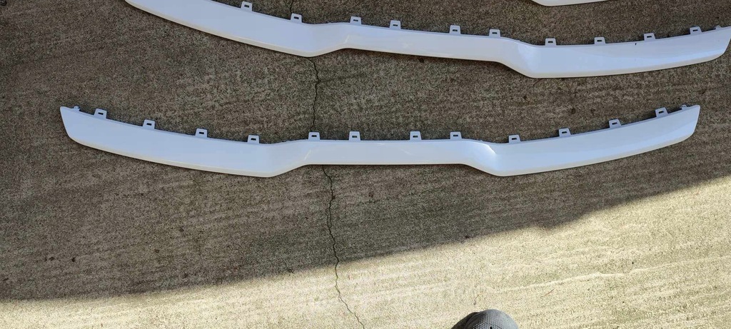 фото №6, Молдинг верхний решётка org kia sportage v 86352-r2ca0 nq5 white перламутр