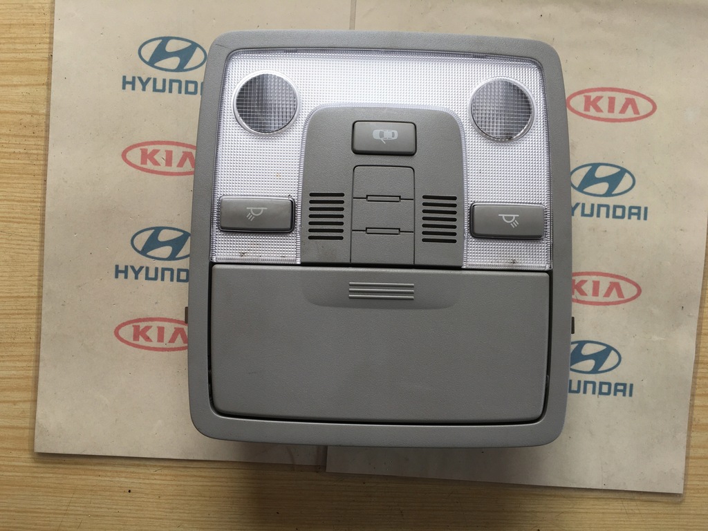 фото №1, Kia sportage iii 10-15 лампа w потолок потолочная