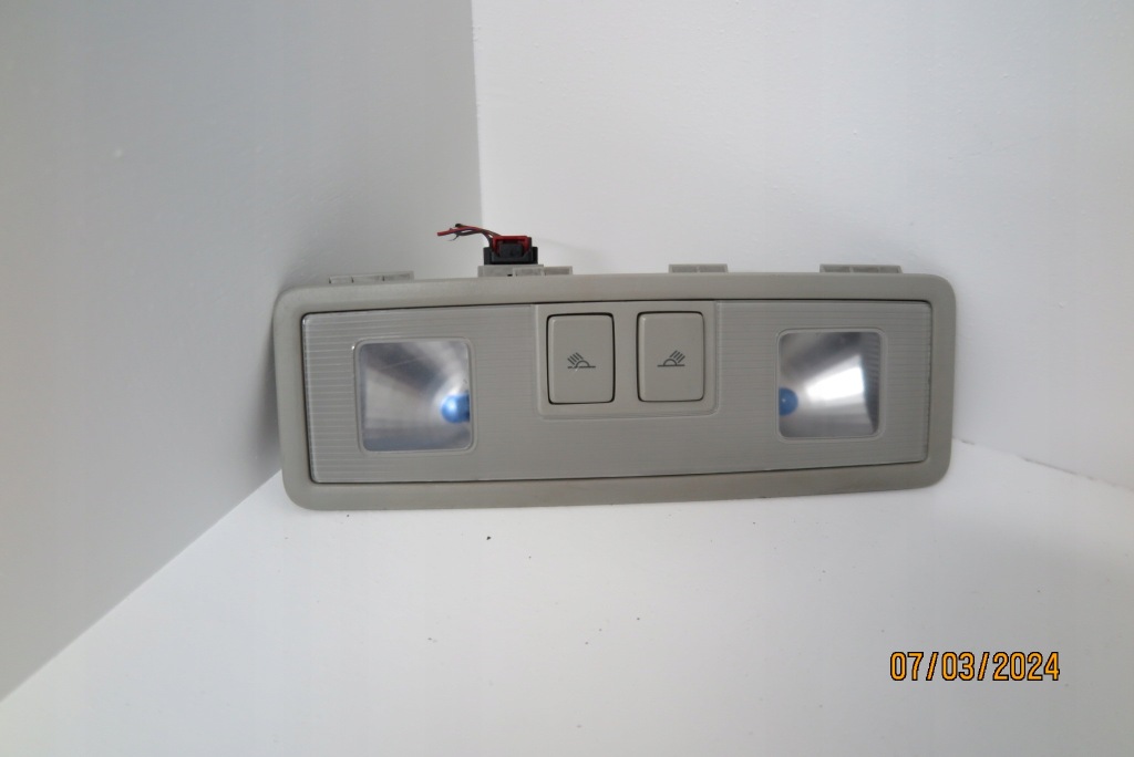 фото №1, Лампа стельовий салону кабіни vw touran 5ta