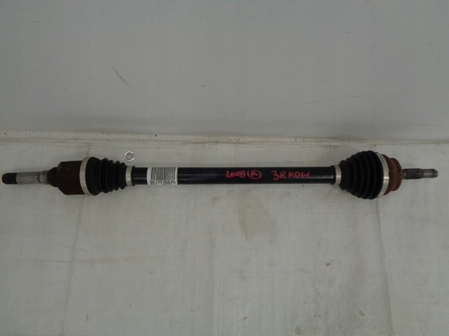 фото №1, Peugeot 2008 1.2 pure 2019r привідний вал шарнір права