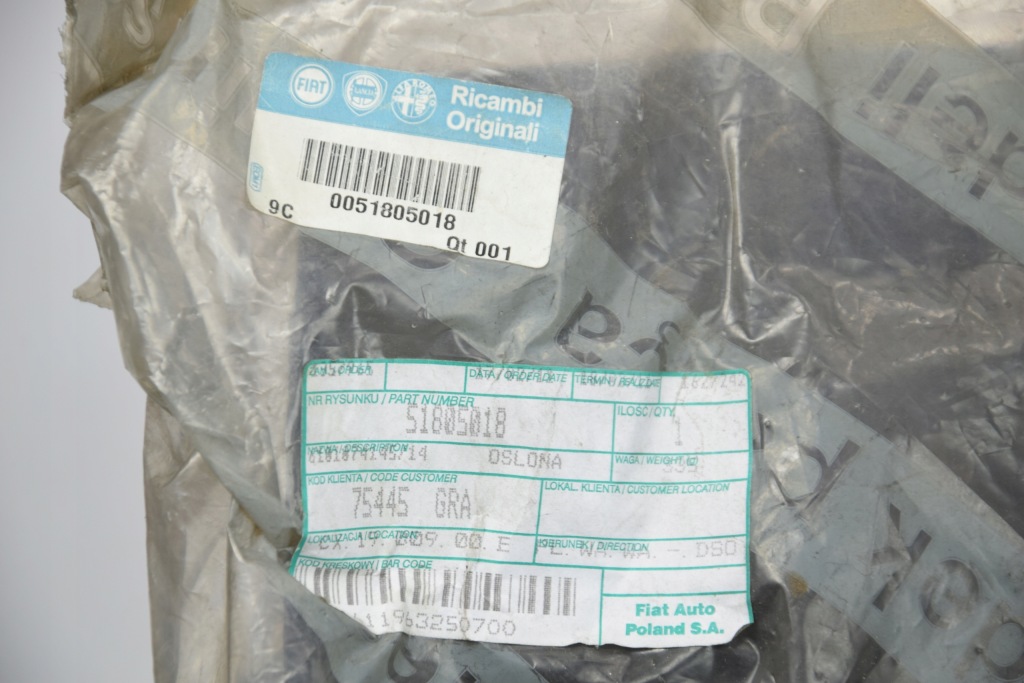 фото №2, Fiat linea подкрылок задняя левая 51805018 nowe ricambi