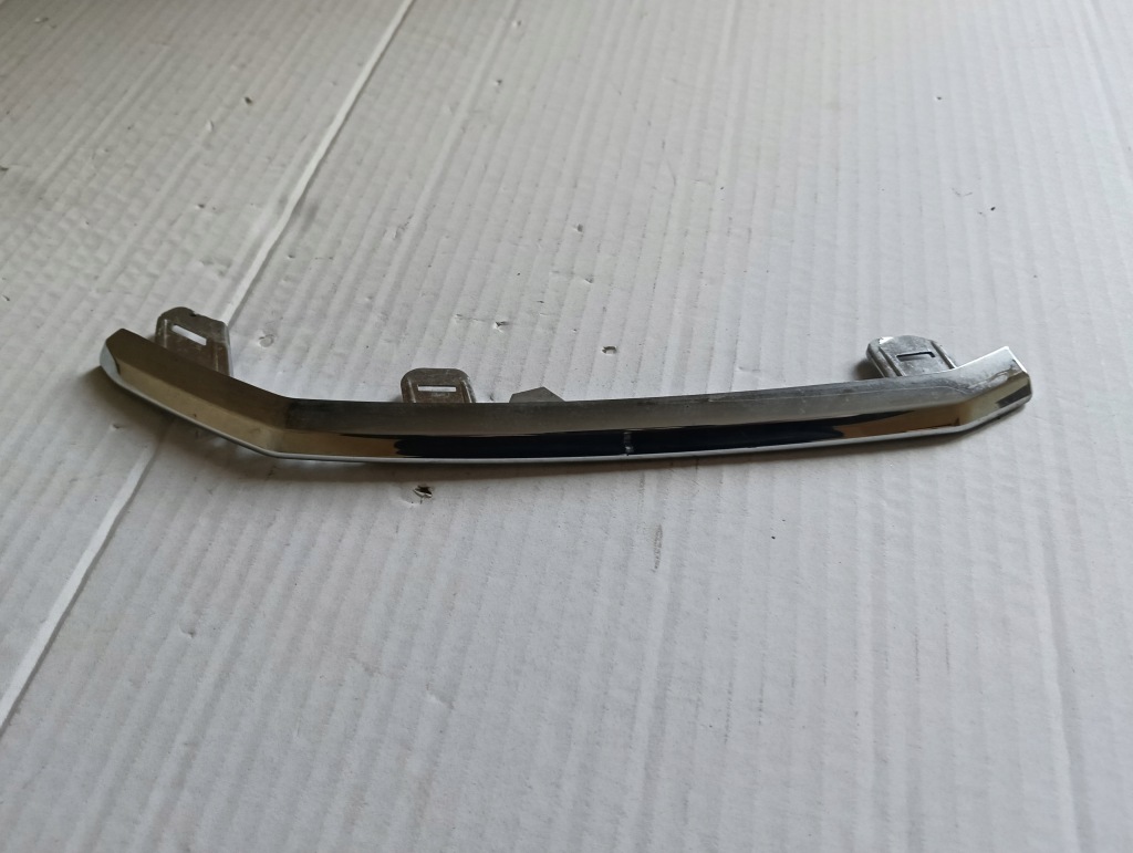 фото №1, Молдинг хром решетка 53122-60310 toyota land cruiser