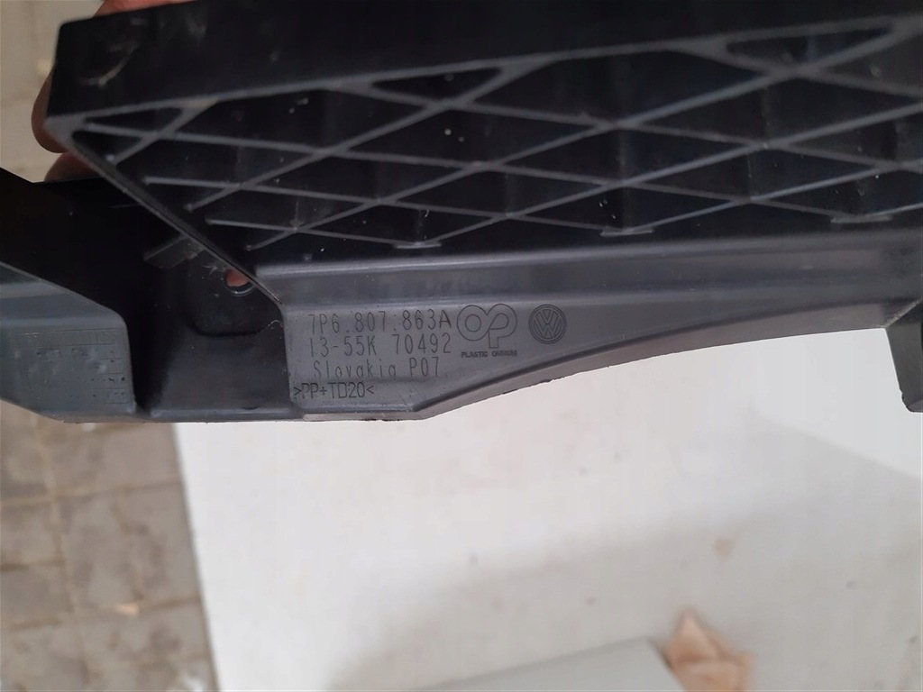 фото №9, Напрямна w бампер задня vw touareg 7p 7p6807863a