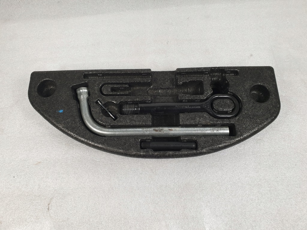 фото №1, Audi a8 4h d4 набір ремонтний ключ hak