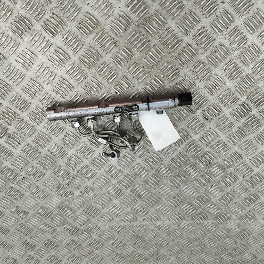 фото №2, Mini one - cooper r57 2011 молдинг впрыскная