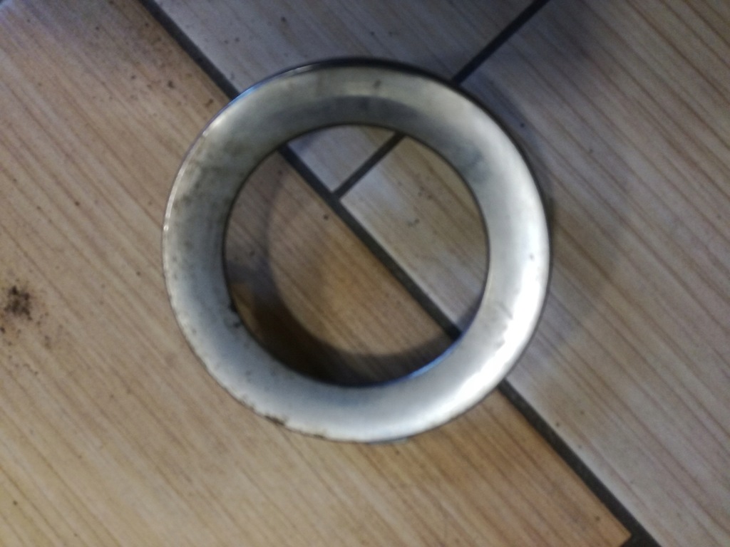 фото №1, Subaru forester iii 2008 - 2011 rok рамка противотуманной фары