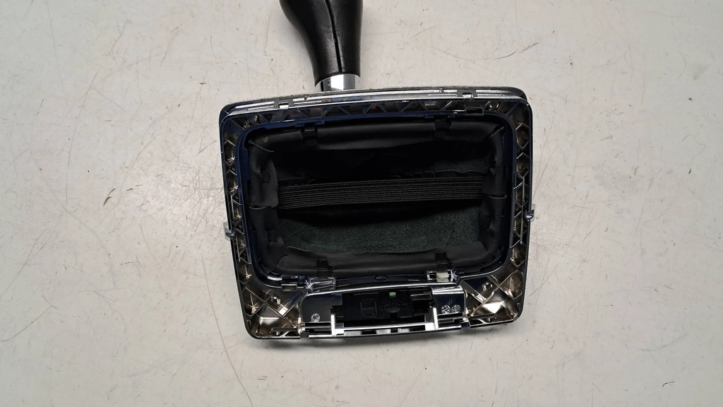 фото №10, Mercedes-benz c klasa w204 ручка чохол рамка хром домкрат перемикання передач