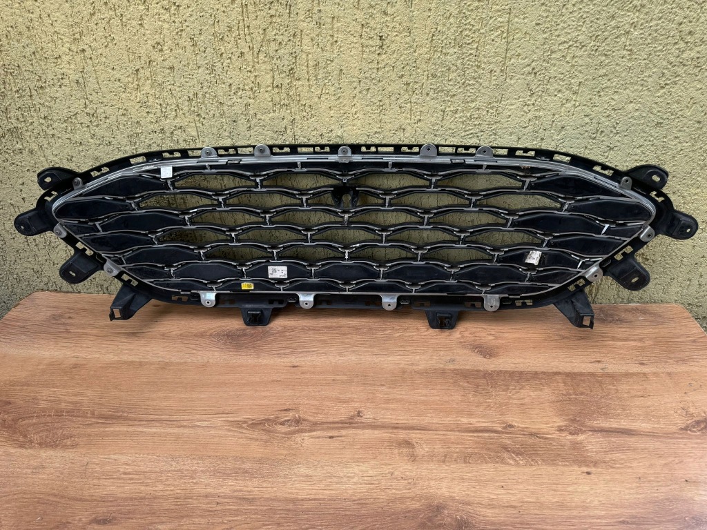 Ford kuga 3 mk3 19- решітка решітка  решітка радіатора бампера передня vignale Недорого