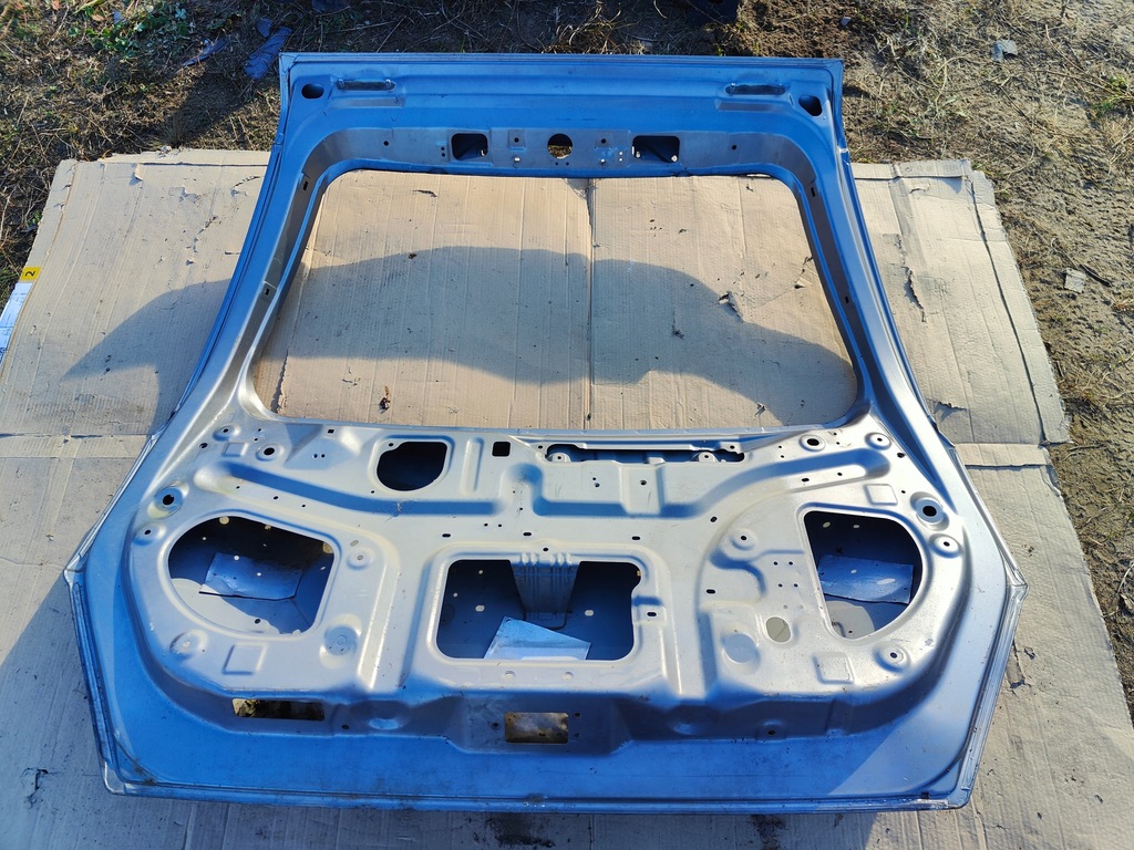 фото №12, Nissan x-trail t31 задняя крышка багажника багажника