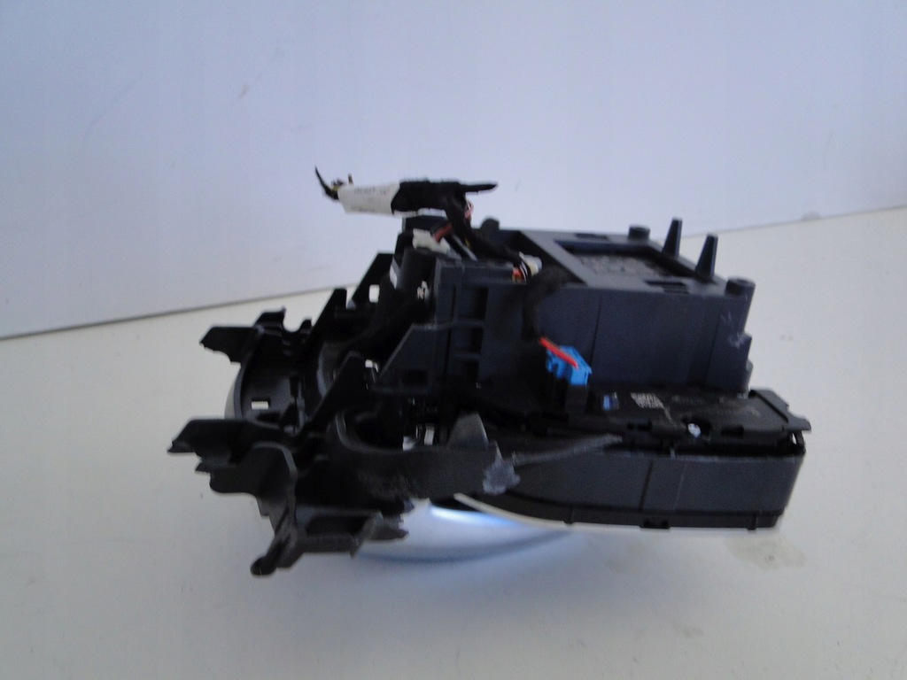 фото №11, Mercedes c klasa 205 w205 панель idrive a2059006247