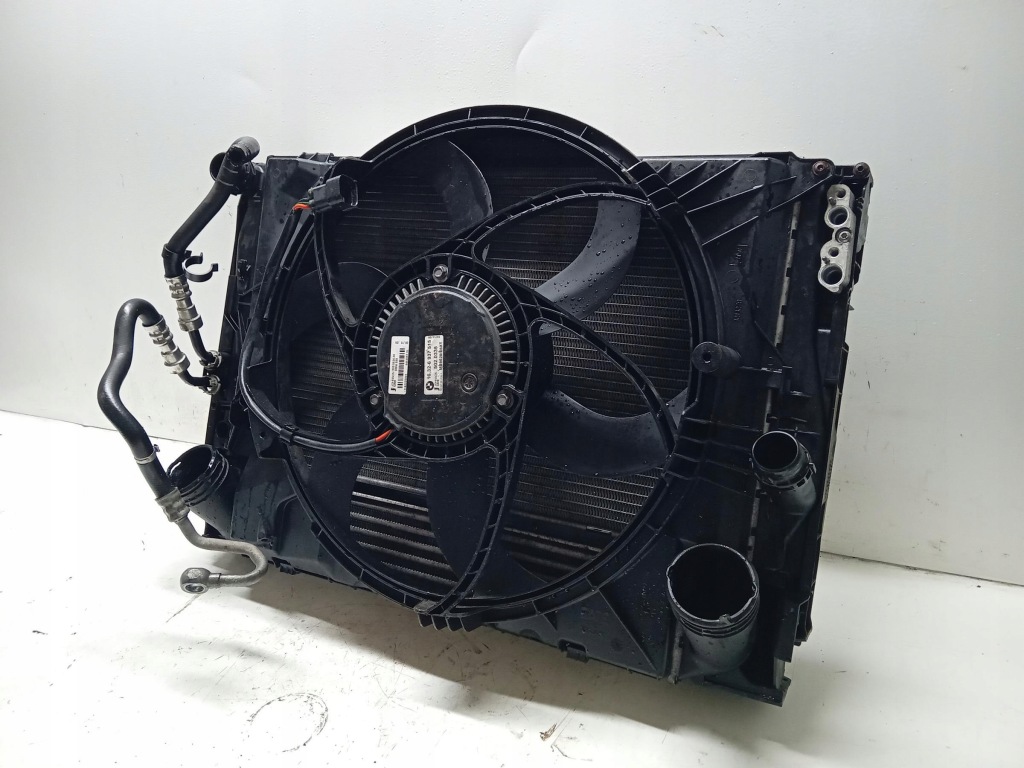 Радиатор воды erntylator комплект bmw x1 e84 2.0d Недорого