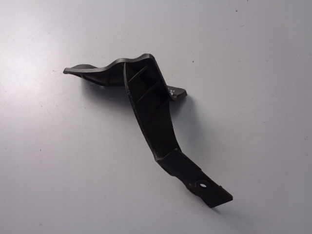 фото №1, Кронштейн крила правий перед citroen c4 cactus przed lift 2014 rok