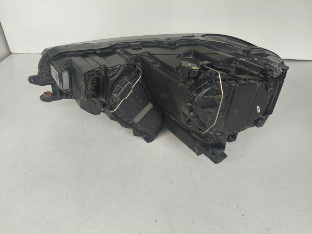 фото №6, Лампа правая фара vw golf sportsvan 510 14-