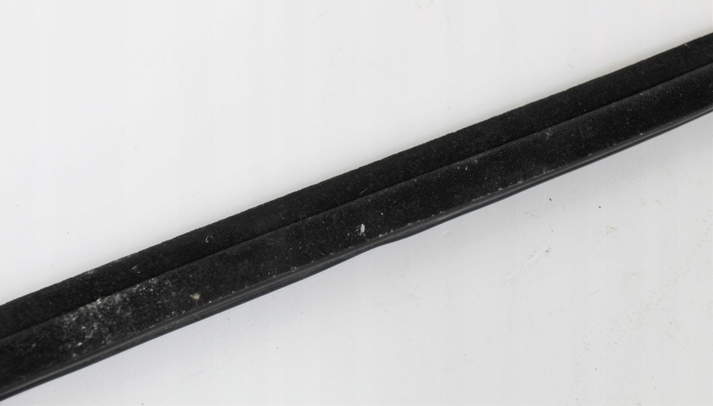 фото №6, Прокладка ущільнювач двері правий перед bmw e82