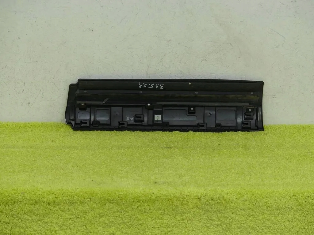 фото №2, Молдинг задняя левая honda hr-v hrv 21- rv3 rv5 идеальное состояние