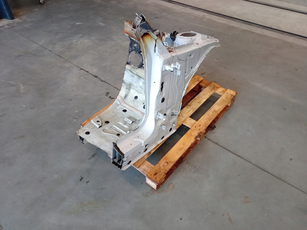 фото №3, Bmw m2 f87 lci четверть лонжерон перед правая c33