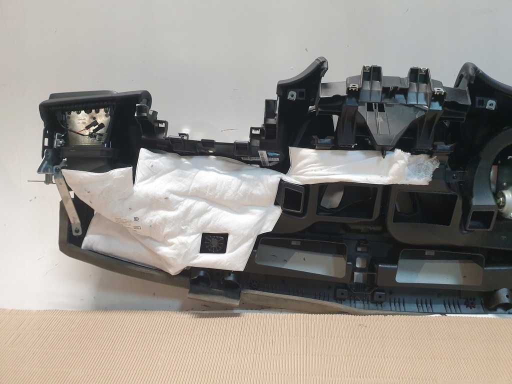 фото №11, Консоль панель приладів подушка безпеки 2x maserati levante шкіра