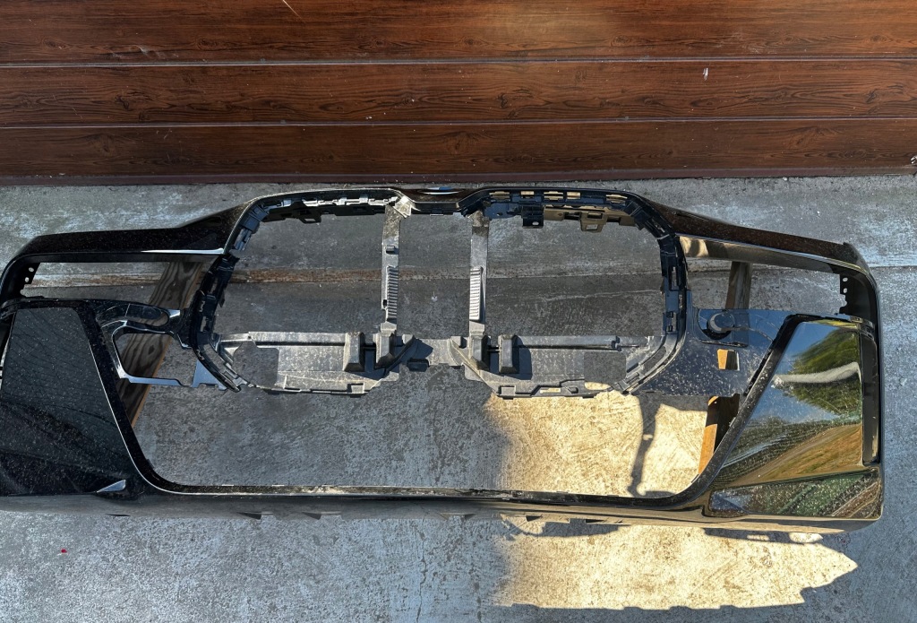 фото №1, Bmw 7 i7 g70 m-pakiet бампер перед оригинал