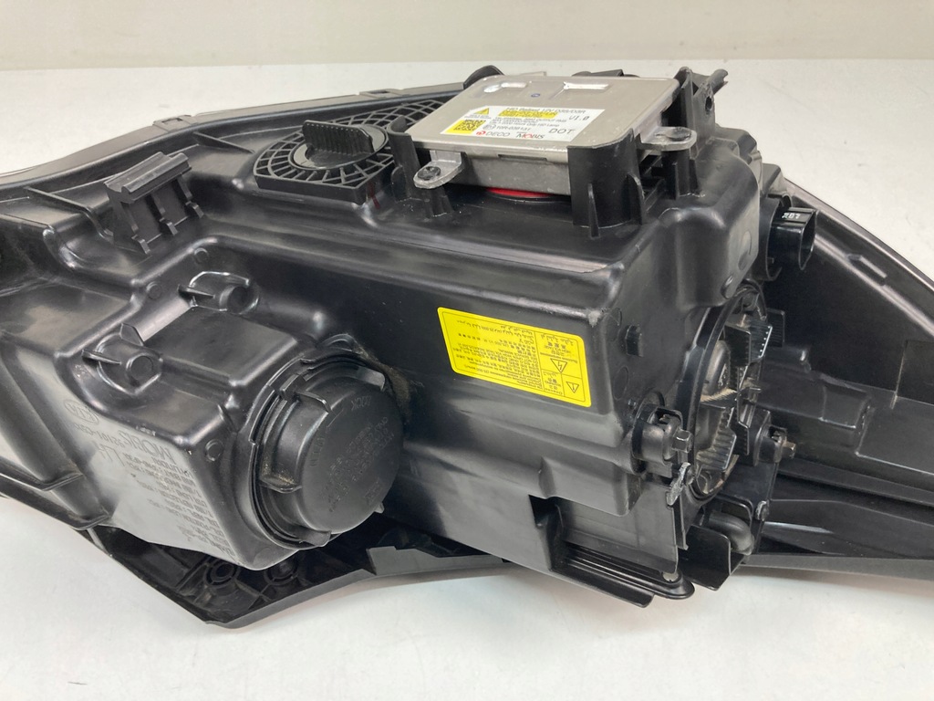 фото №13, Лампа левая передняя kia sorento iii 3 ксенон led