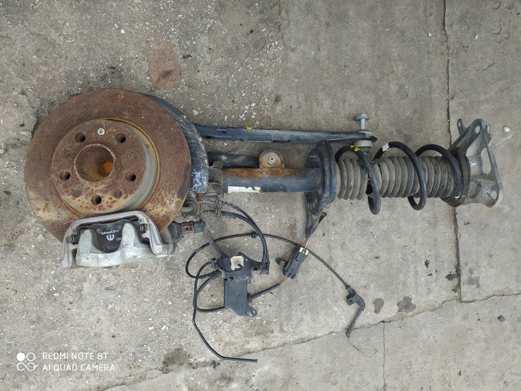 фото №1, Fiat 500x renegade рычаг поворотный кулак правая задняя