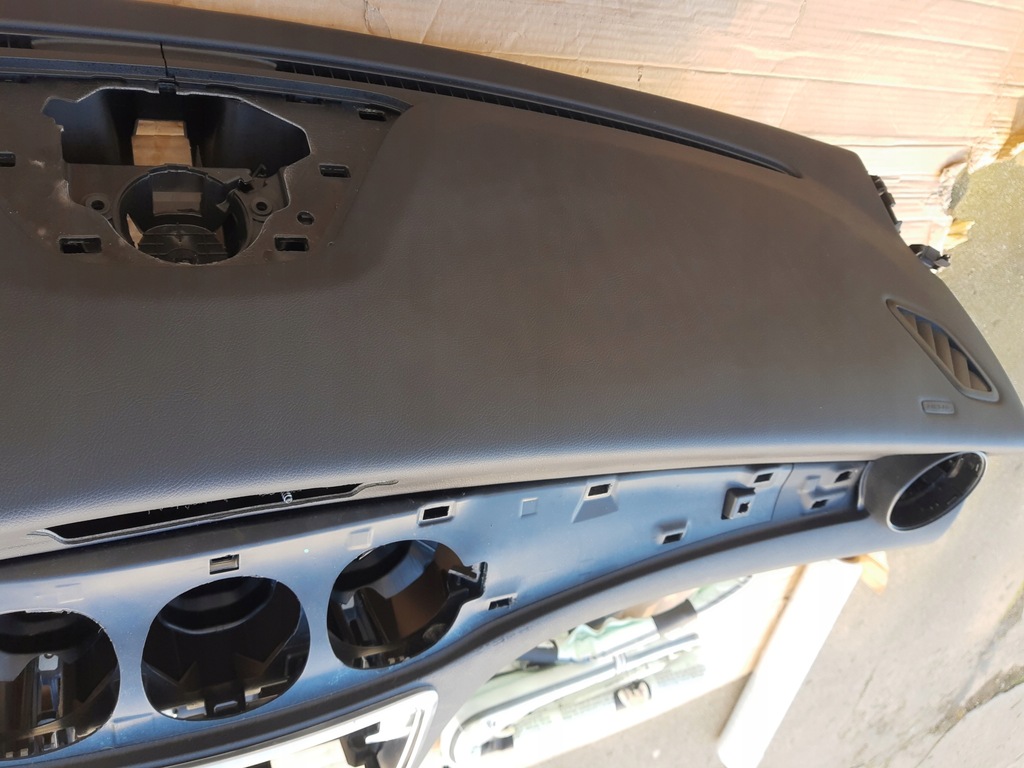 фото №11, Mercdes cla w117 lift консоль приборная панель подушка подушка безопасности ремни шторка безопасности левая правая