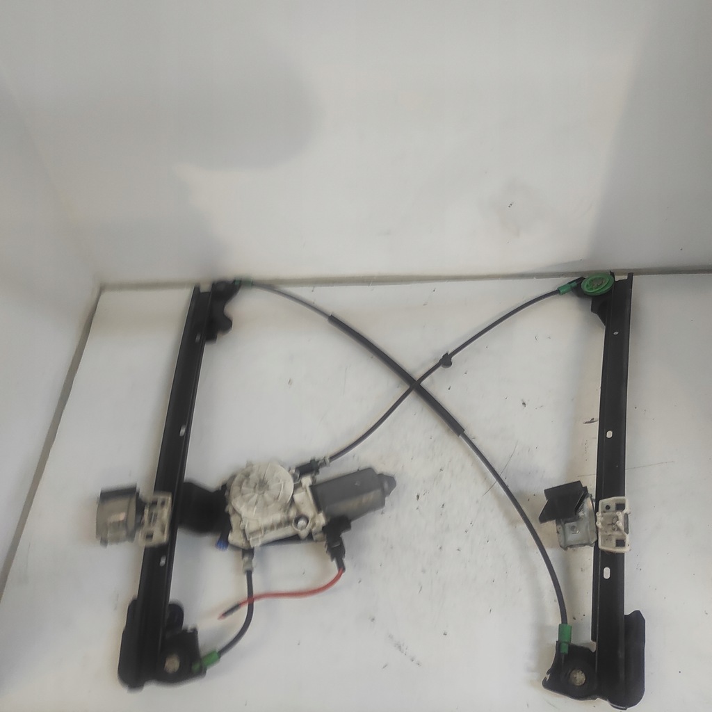 фото №1, Подъемник стекло правый 2pin land rover freelander 6n4959801b